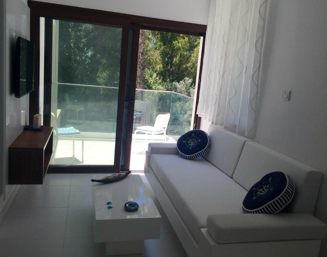 Modern Seaview Beach Studio Lemesos Exteriér fotografie