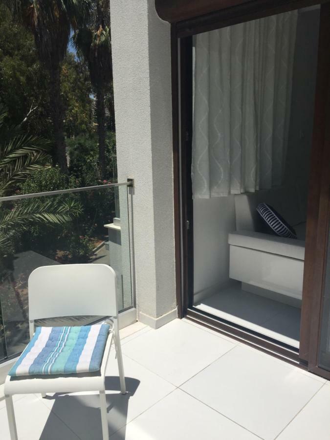 Modern Seaview Beach Studio Lemesos Exteriér fotografie